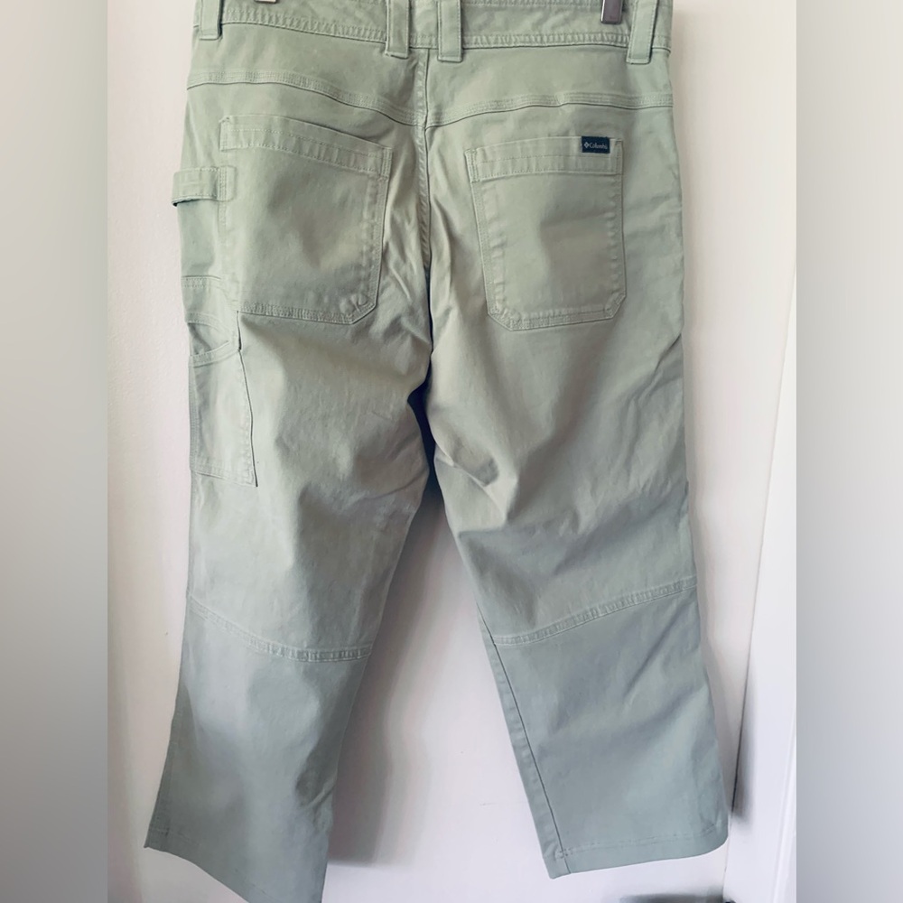 Columbia Cargo Pants View 2